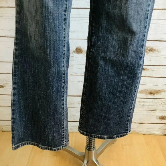 LEVI 529 Women Curvy Boot Cut Cotton Denim Blue Jeans Pants Size 29W X 30L - Picture 3 of 12